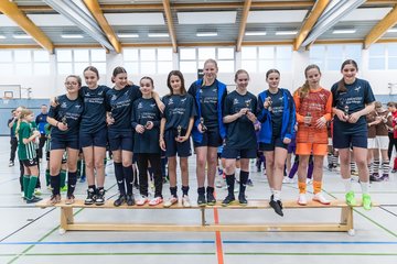 Bild 38 - C-Juniorinnen 2 Loewinnen Cup